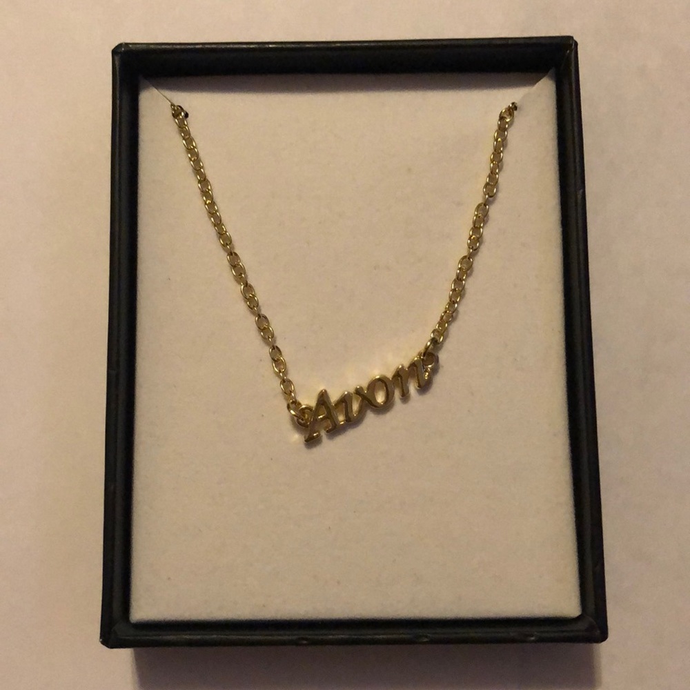 🖤Avon necklace🖤